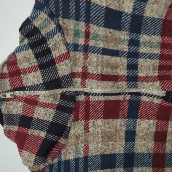 Luna Sz 2X Soft Plaid Long Sleeve Top with Quarter Zip Neckline - Picture 4 of 6